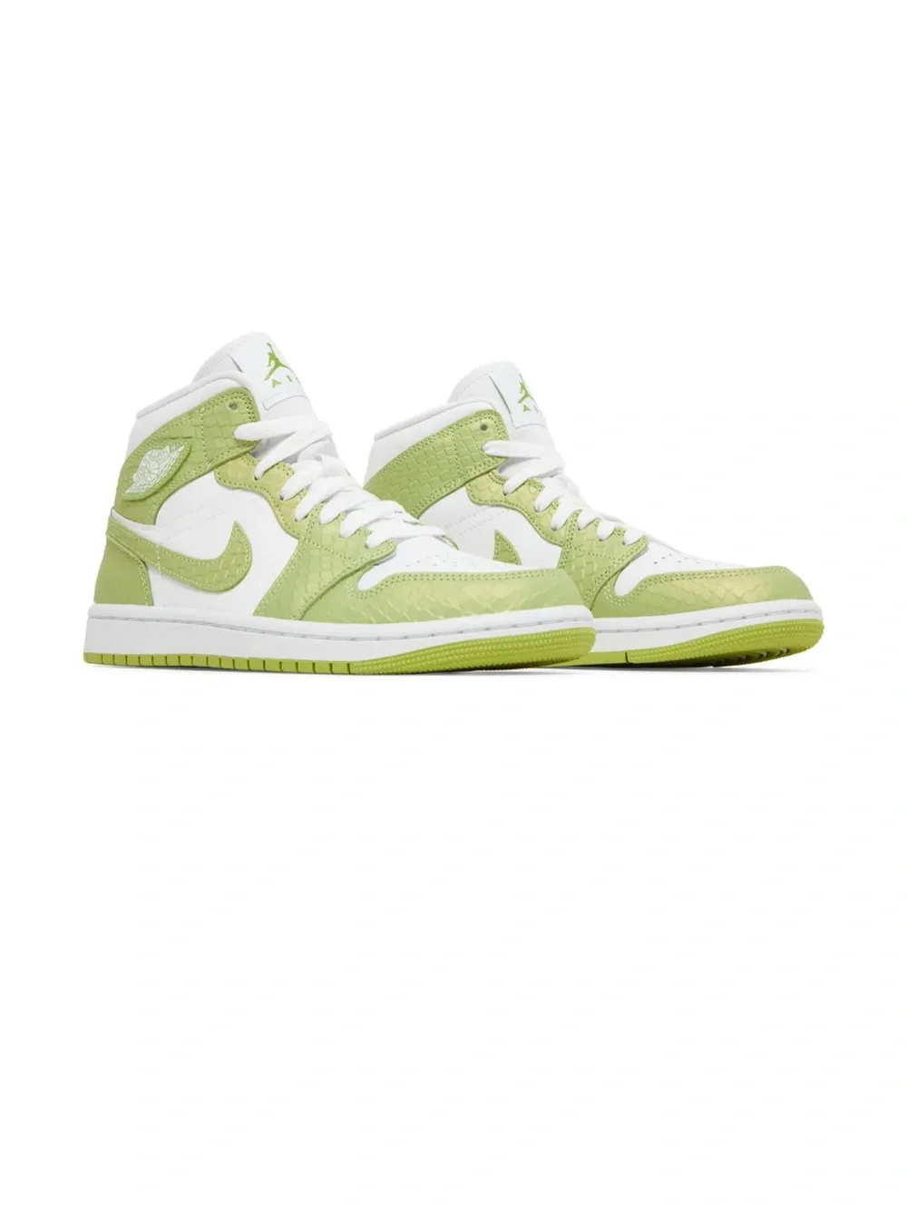 Nike Women’s Mid-Top Sneakers - White & Light Green